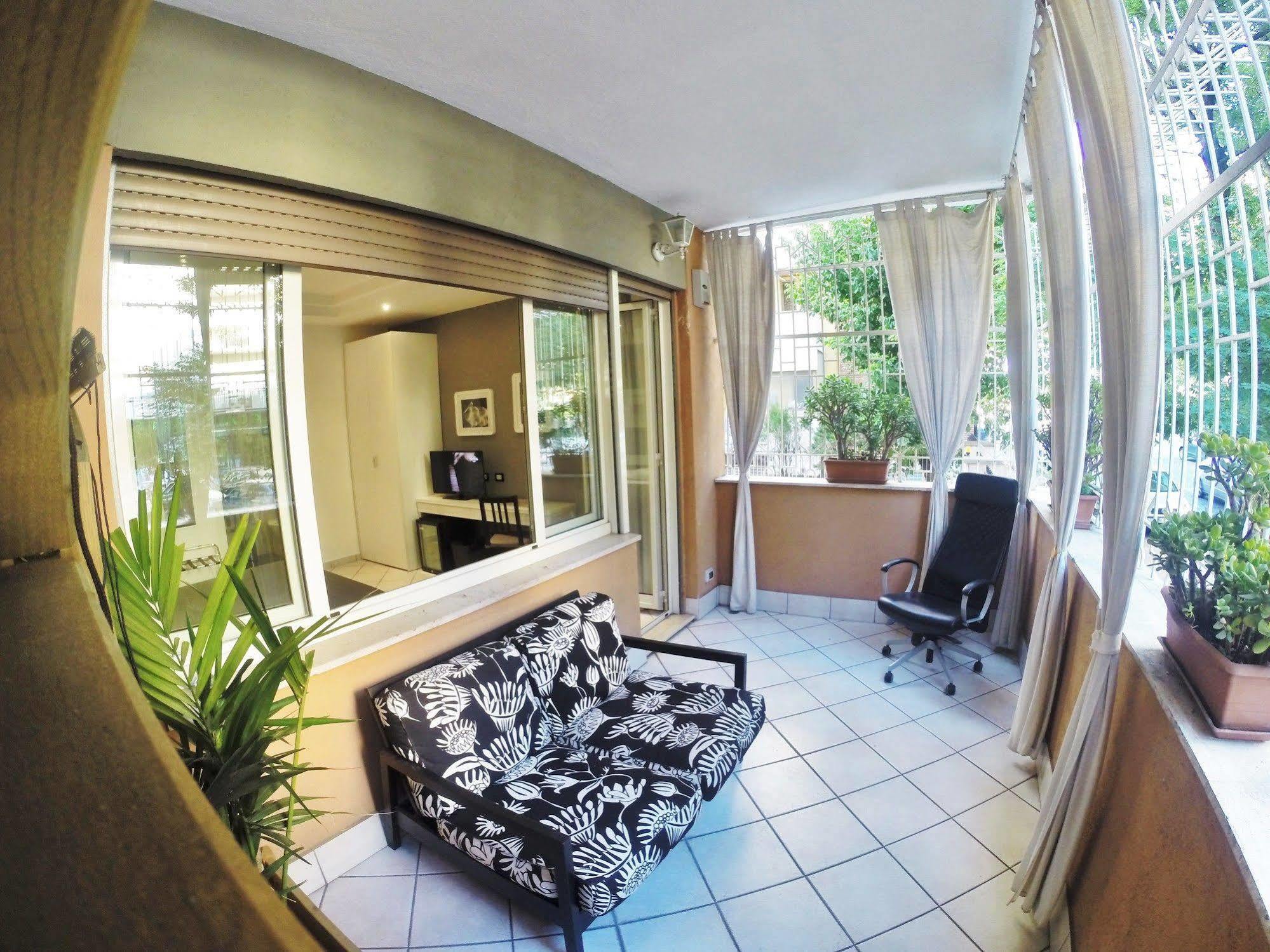Bed and Breakfast Tre R Рим Экстерьер фото